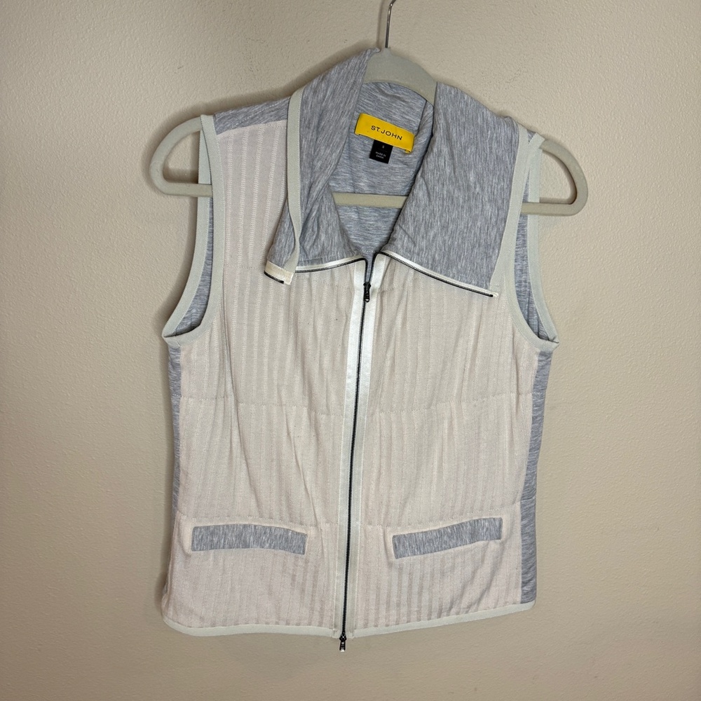 St. John. Cream and gray women's vest Small